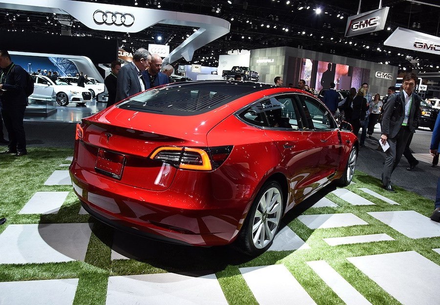 广汽传祺GM6/零跑S01/特斯拉Model 3