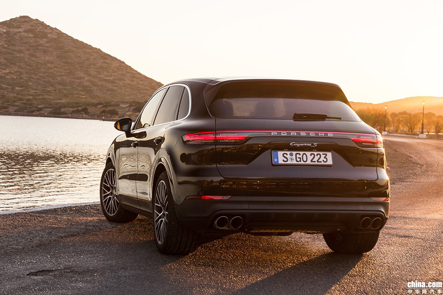Cayenne 2018款 Turbo 4.0T 组图