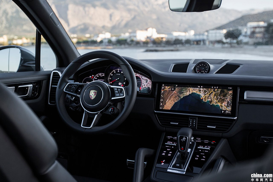 Cayenne 2018款 Turbo 4.0T 组图