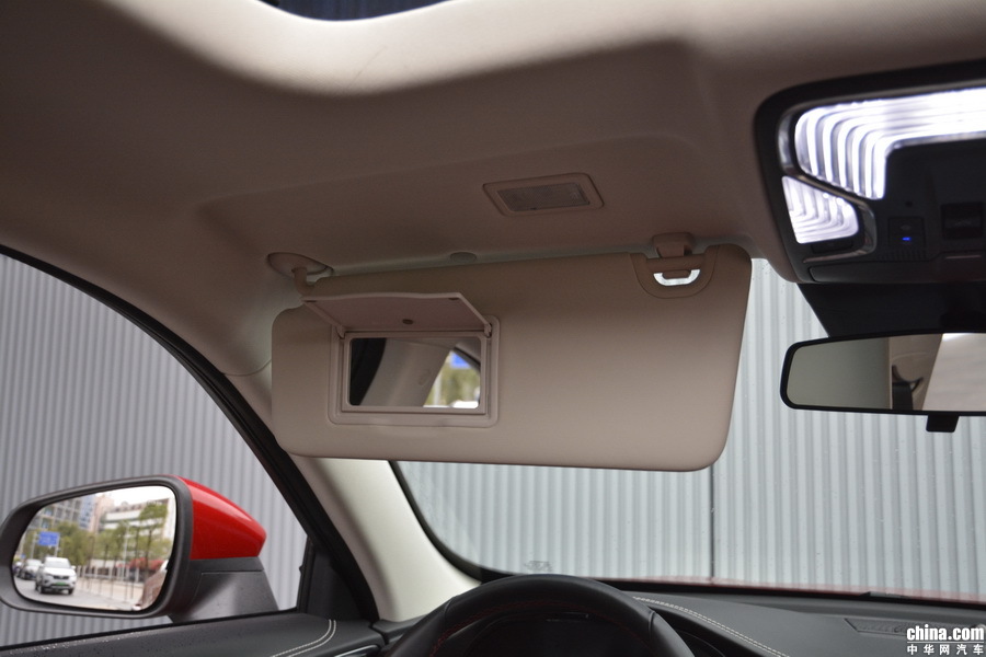 长安CS85 Coupe 2019款 2.0T 智版 内饰