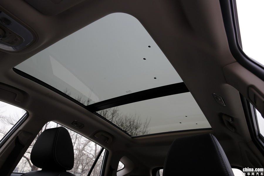 宋新能源 2019款 EV500 智联领耀型 内饰