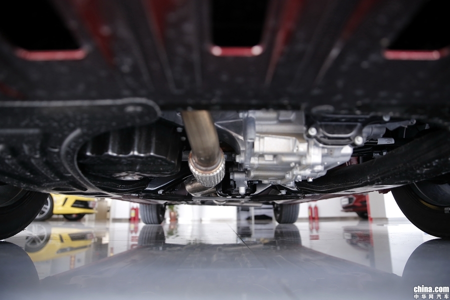 科鲁泽 2019款 RS 330T 自动痛快版 外观