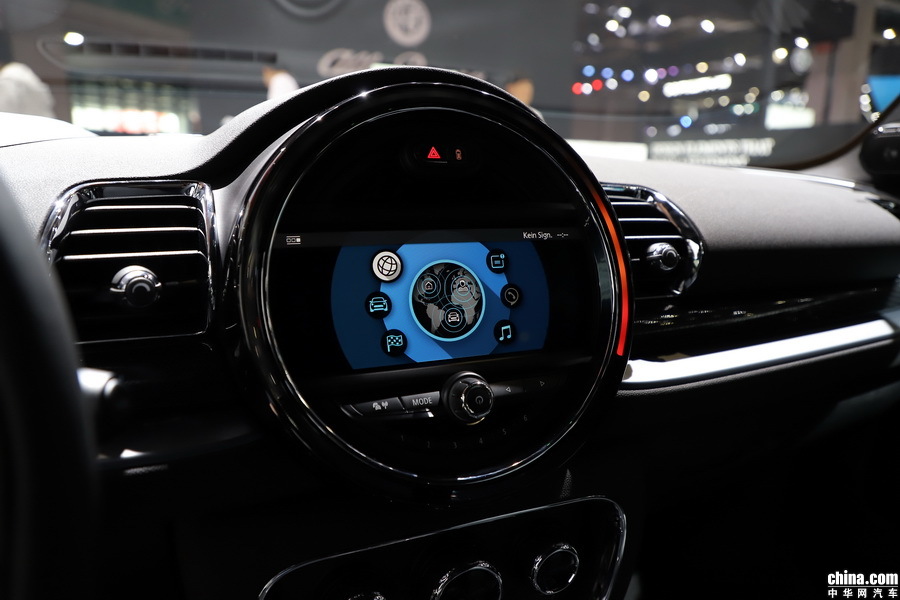 2019款 MINI CLUBMAN COOPER 基本型 内饰