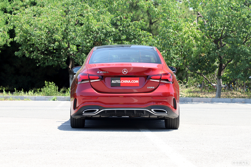 奔驰A级 2019款 A 200 L 运动轿车 外观