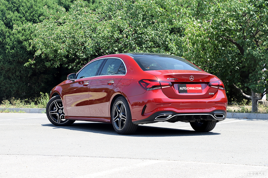 奔驰A级 2019款 A 200 L 运动轿车 外观
