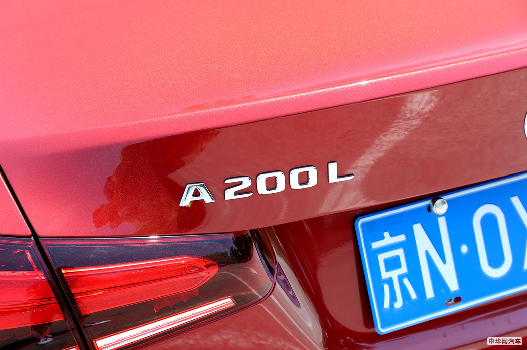 奔驰A级 2019款 A 200 L 运动轿车 外观
