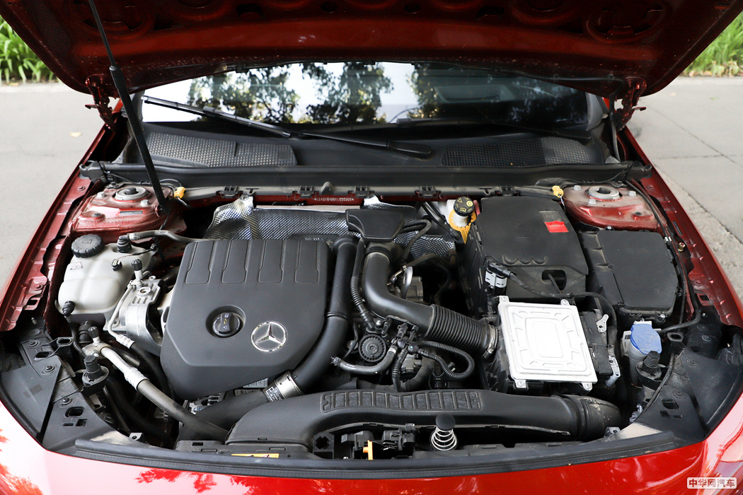 奔驰A级 2019款 A 200 L 运动轿车 外观