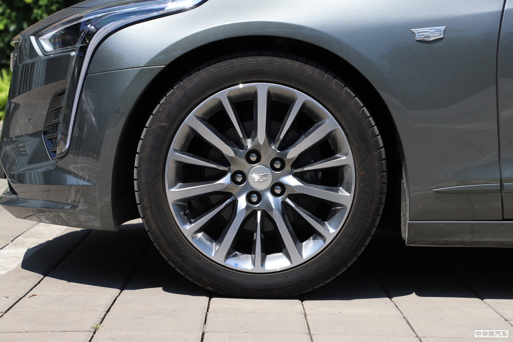 凯迪拉克CT6 2019款 28T 领先运动型 外观