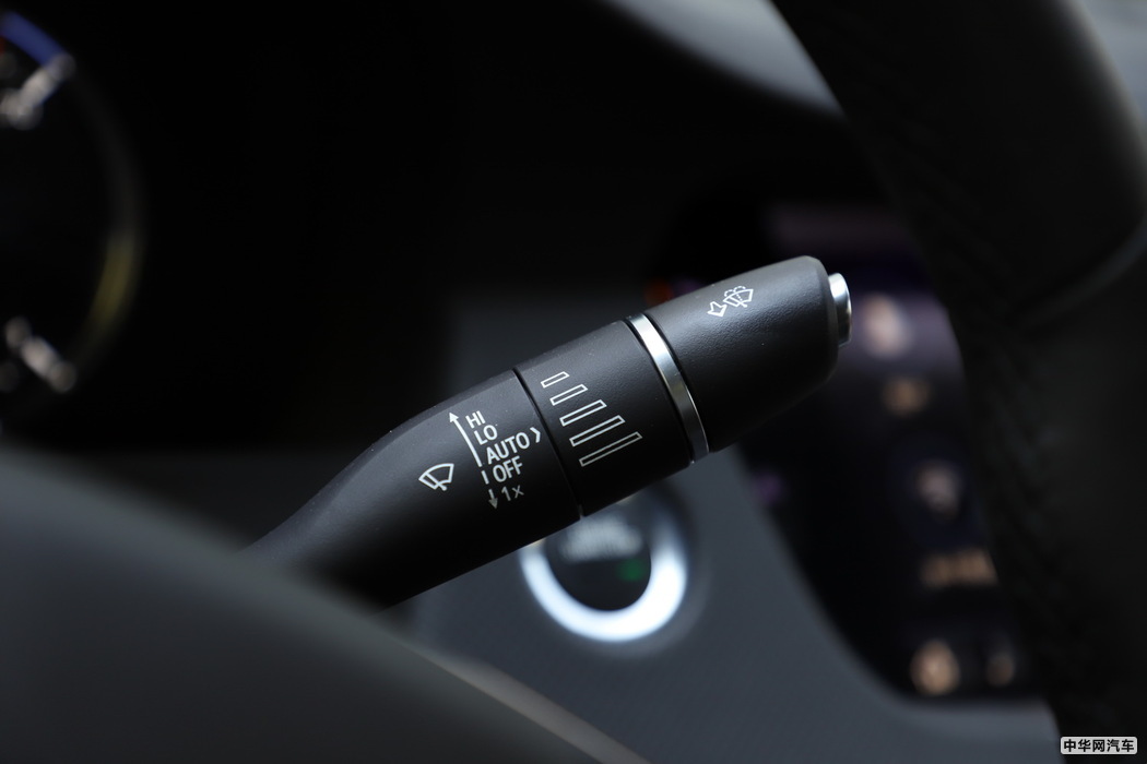 凯迪拉克CT6 2019款 28T 领先运动型 内饰