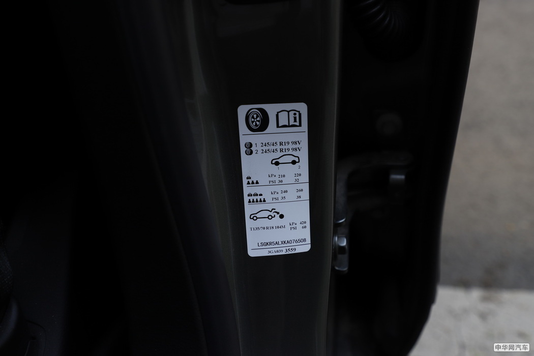 凯迪拉克CT6 2019款 28T 领先运动型 外观