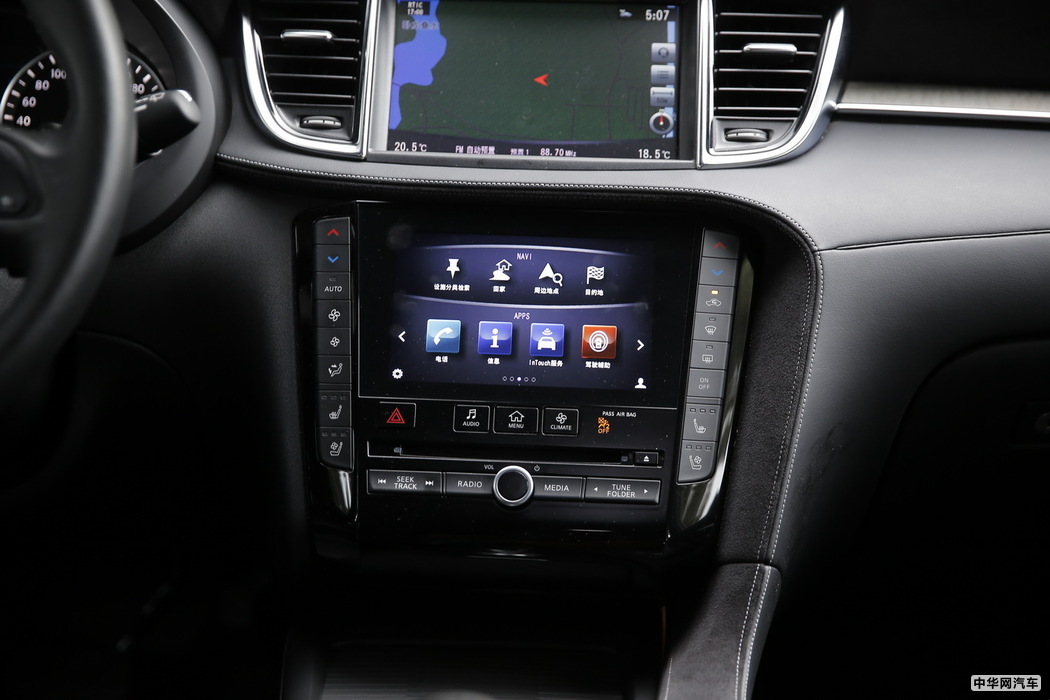 英菲尼迪QX50 2018款 2.0T 四驱旗舰 内饰