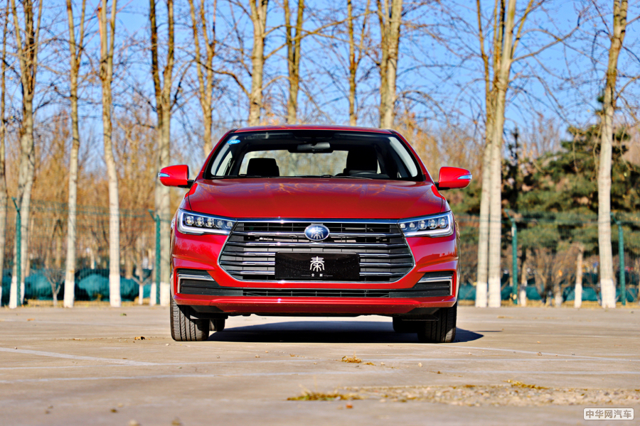秦 2019款 1.5L 自动尊贵型 外观