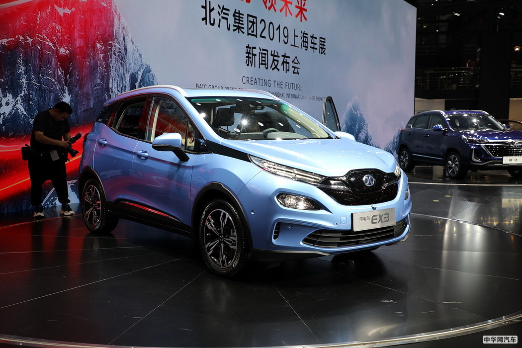 北汽新能源EX3 2019款 R600 劲悦版 组图