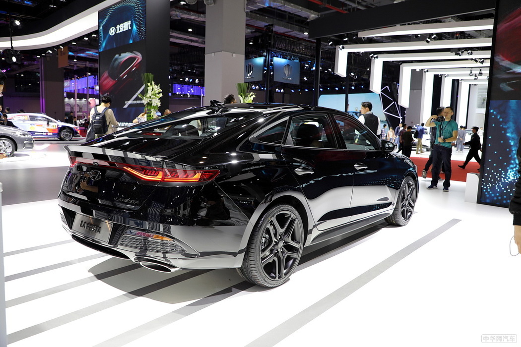 菲斯塔 2019款 280TGDi 智尊版 国VI 组图