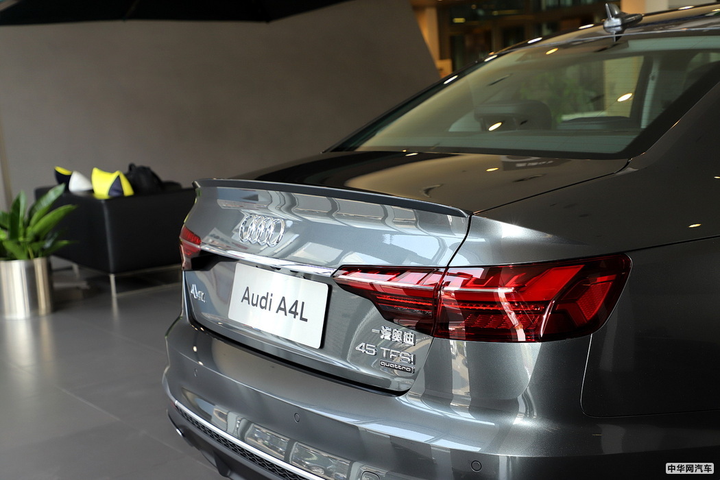 奥迪A4L 2020款 45 TFSI quattro 臻选动感型 组图