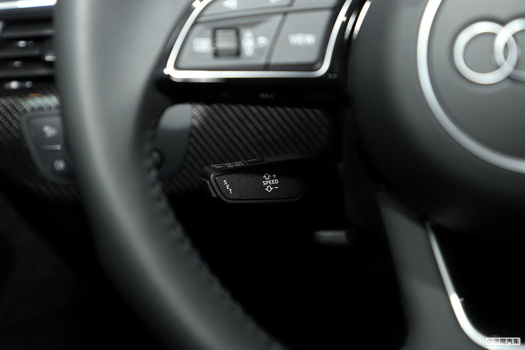 奥迪A4L 2020款 45 TFSI quattro 臻选动感型 组图