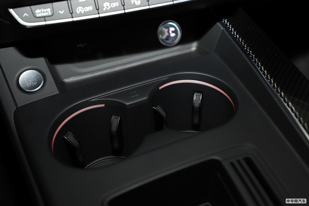 奥迪A4L 2020款 45 TFSI quattro 臻选动感型 组图