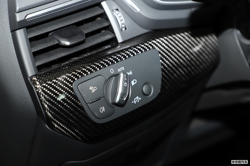 奥迪A4L 2020款 45 TFSI quattro 臻选动感型 组图
