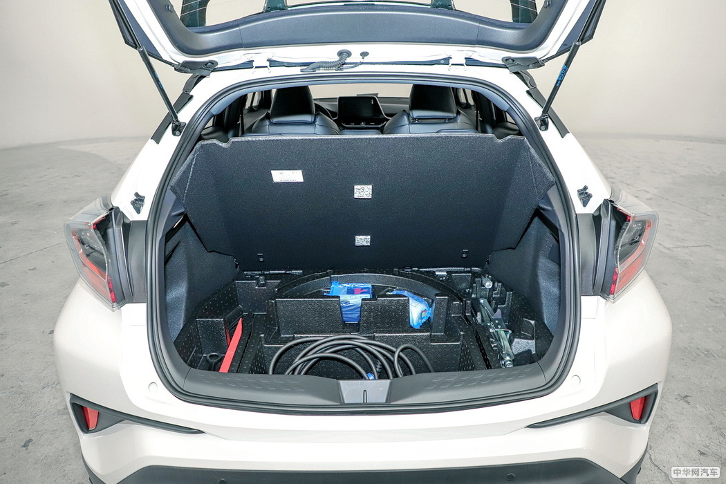 丰田C-HR EV 2020款 尊贵天窗版 组图