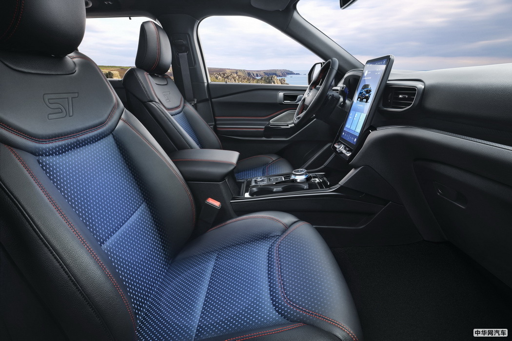 长安福特探险者 2020款 EcoBoost 285 四驱铂金版 7座 组图