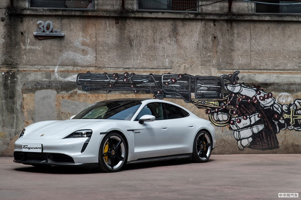 Taycan 2019款 Taycan Turbo S 组图
