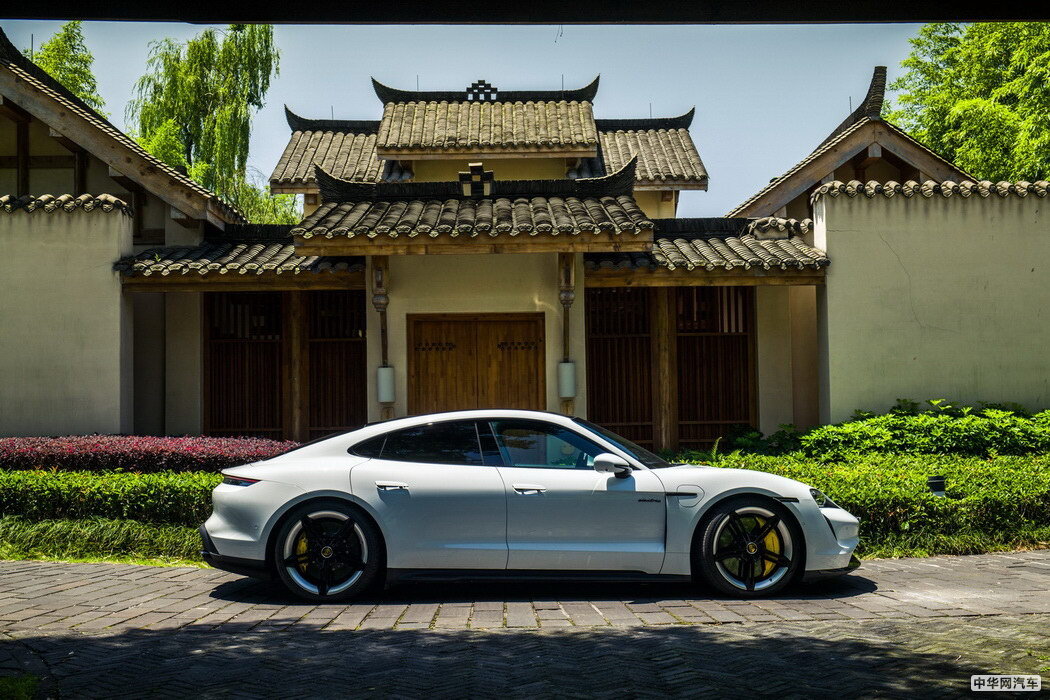 Taycan 2019款 Taycan Turbo S 组图