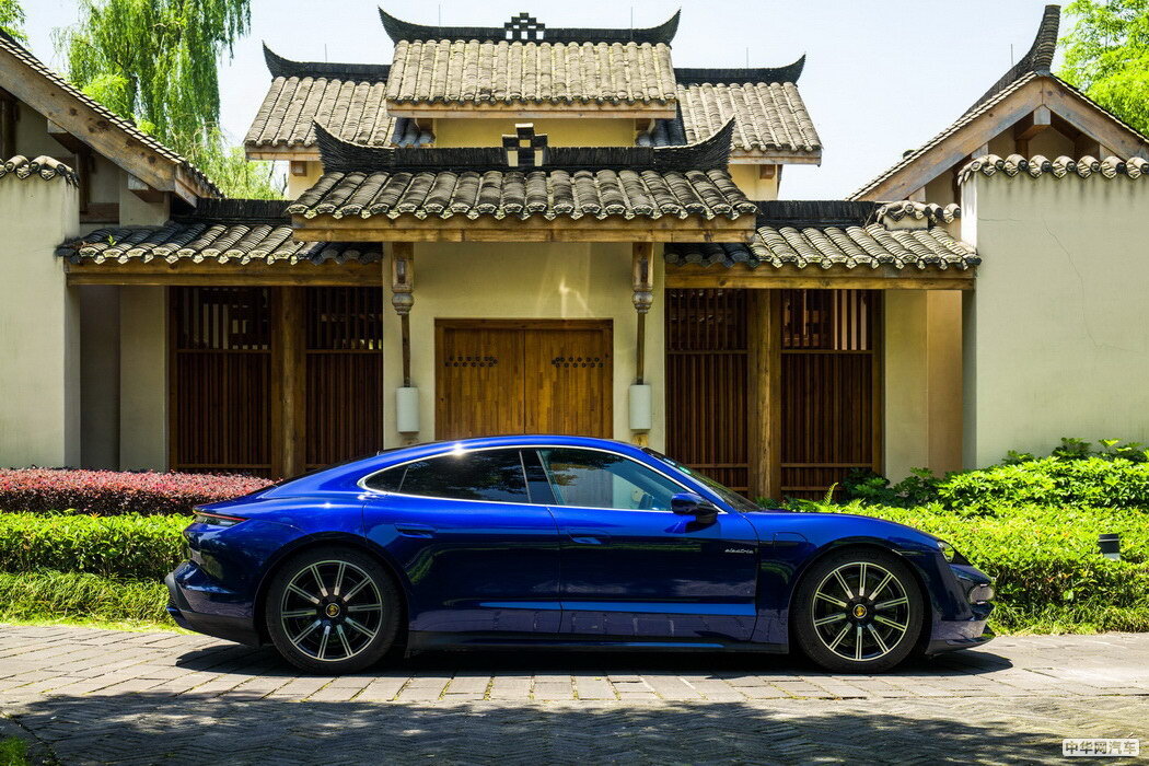 Taycan 2019款 Taycan Turbo S 组图