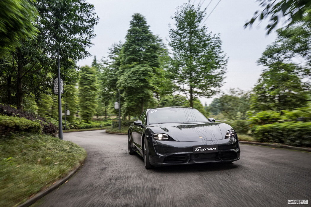 Taycan 2019款 Taycan Turbo S 组图