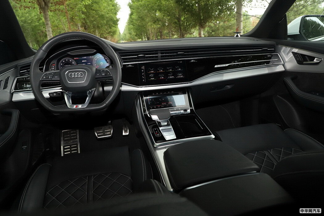 奥迪Q8 2019款 55 TFSI 尊享动感型 组图