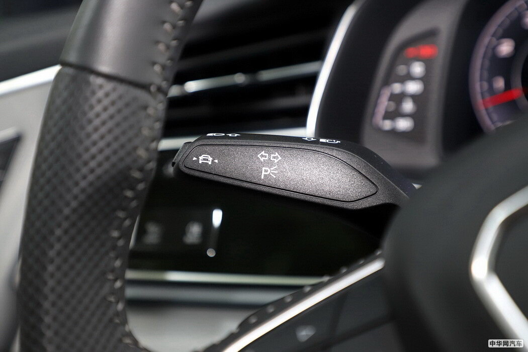 奥迪Q8 2019款 55 TFSI 尊享动感型 组图