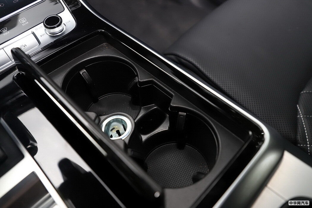 奥迪Q8 2019款 55 TFSI 尊享动感型 组图