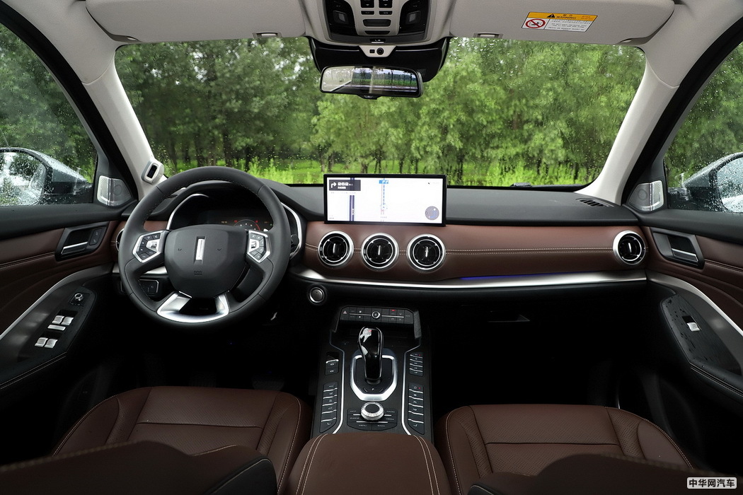 WEY VV6 2021款 2.0T 四驱智驭+ 内饰