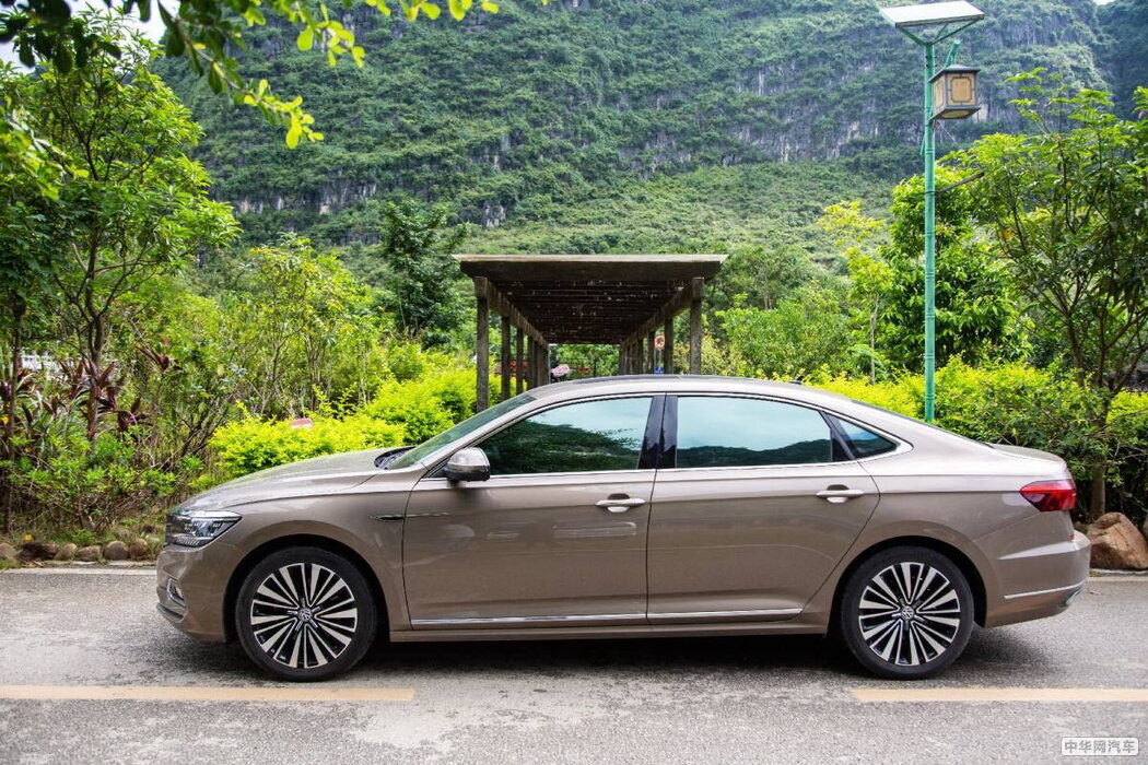 帕萨特 2020款 380TSI 豪华版 国VI 组图