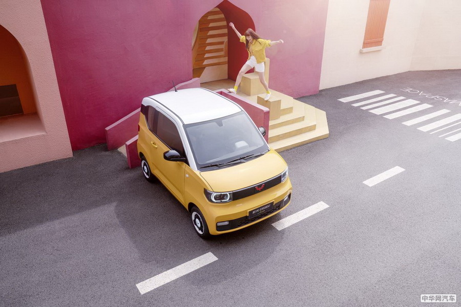宏光MINI EV马卡龙4月8日上市 订单破2.3万辆