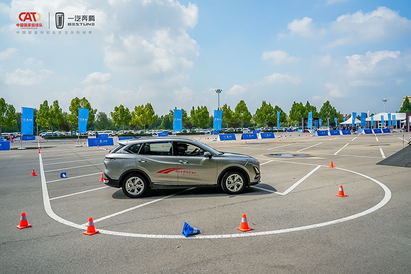 助威杭州亚运 奔腾T90汽车运动会释放全能魅力